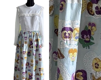 Vintage 1970s Swirl Concept 70s Long Dress, 70s Vintage Ruffle, Pansies, Butterfly Dress, 1970s Swirl Dress, Size 10