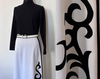 1980s Vintage Black and White Long Dress, Long Belted Turtleneck 80s Vintage Dress, 1980s Vintage Long Gown, Small