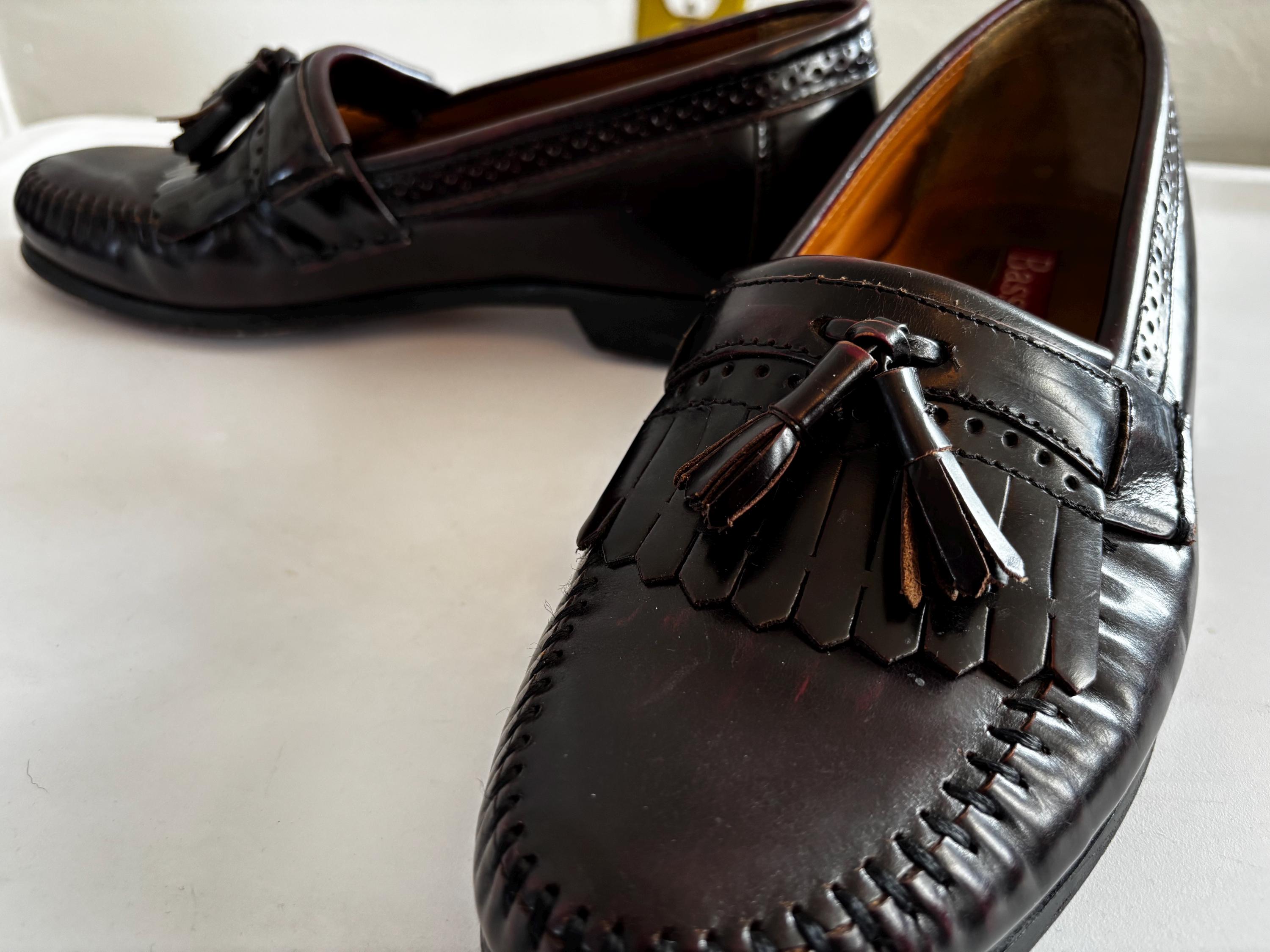 1990s Bass Tassel Loafers, Oxblood Leather Vintage Shoes, Mens 8.5