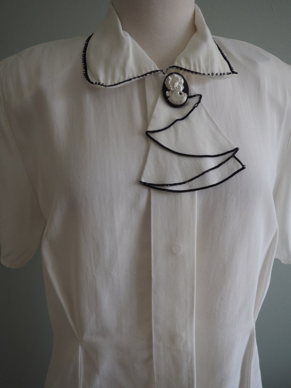 Vintage Cameo Blouse, Vintage 80s Blouse, Lovely … - image 3