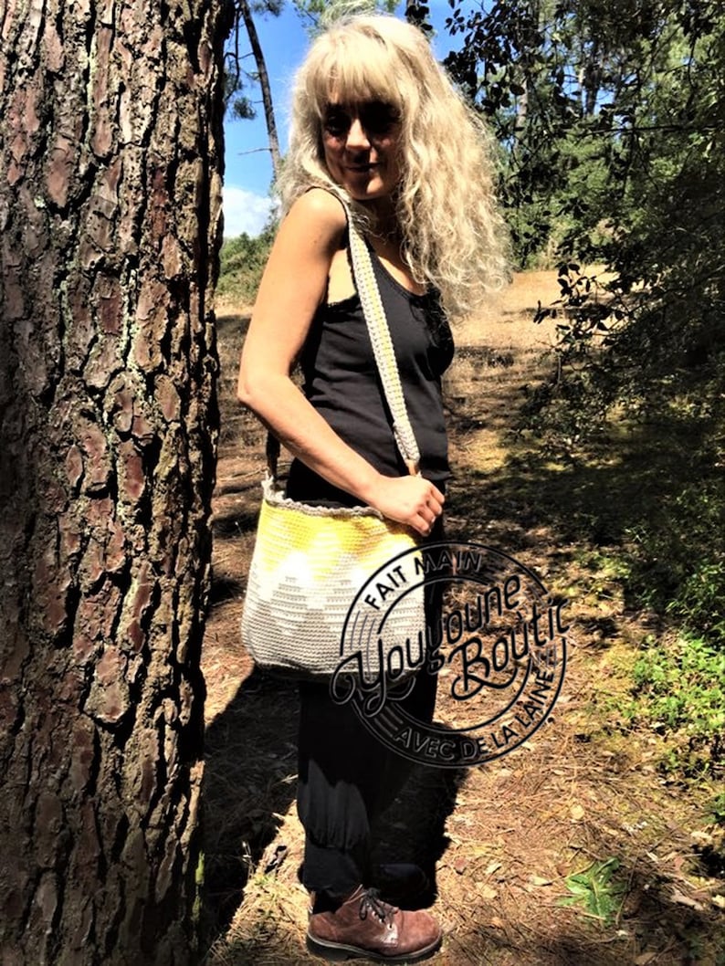 crochet bagwool baghandmade bagmochillawayuu bagboho bagColombian bagshoulder bagpatterned bagbohemianhandmade