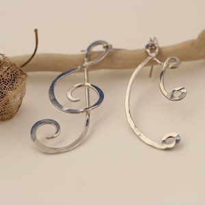 Silver Music Earrings, Mismatch Earring, Long Sterling Silver Asymmtric Earring, Musical Jewel, Treble Clef Earrings, Music Note, Music Gift