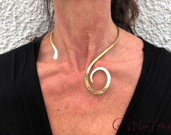 Open Cuff Torc Necklace Brass Choker , Rigid Snake Necklace , Bronce Gold Choker Asymmetric, Golden Collar Necklace, Neck Cuff Open Necklace