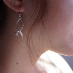 Sterling Silver Swirl Earrings , Spiral Earrings , Silver Dangle Threader Earrings , Twist Earring , Wire Errings , Mix Metal Long Earrings