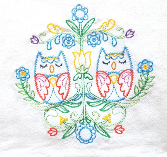SWEDISH FOLK ART CUPCAKES MACHINE EMBROIDERED FLOUR SACK DISH TOWEL