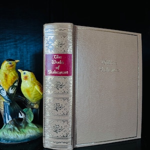 Vintage Shakespeare Book The Complete Works of William Shakespeare Gold Embossed Gold Red Rare Book Wedding Decor Collectible
