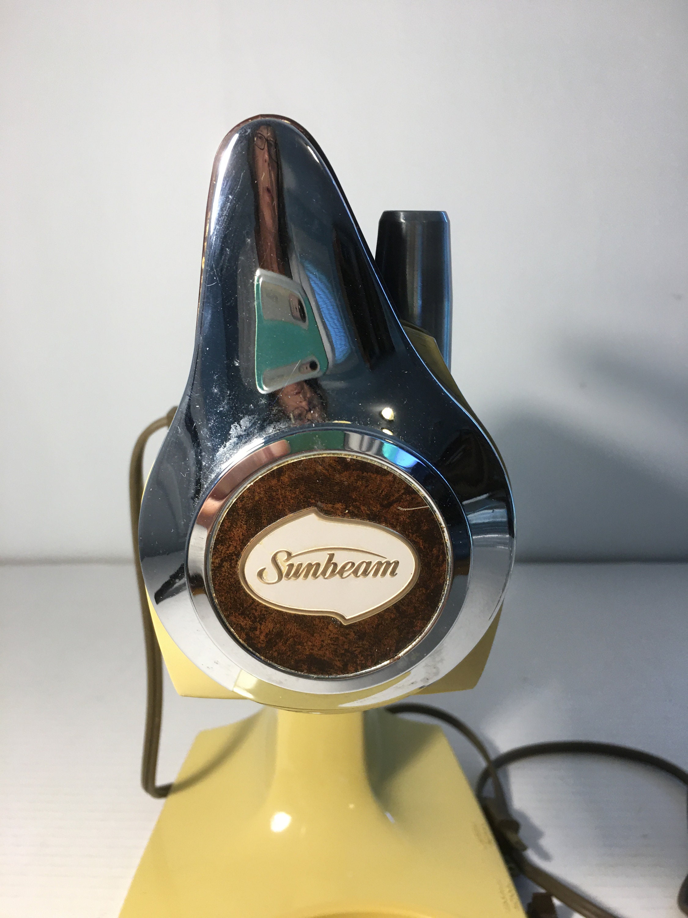 Sunbeam Mixmaster 1970s Yellow Mixer With 2 Bowls and Beaters Etsy