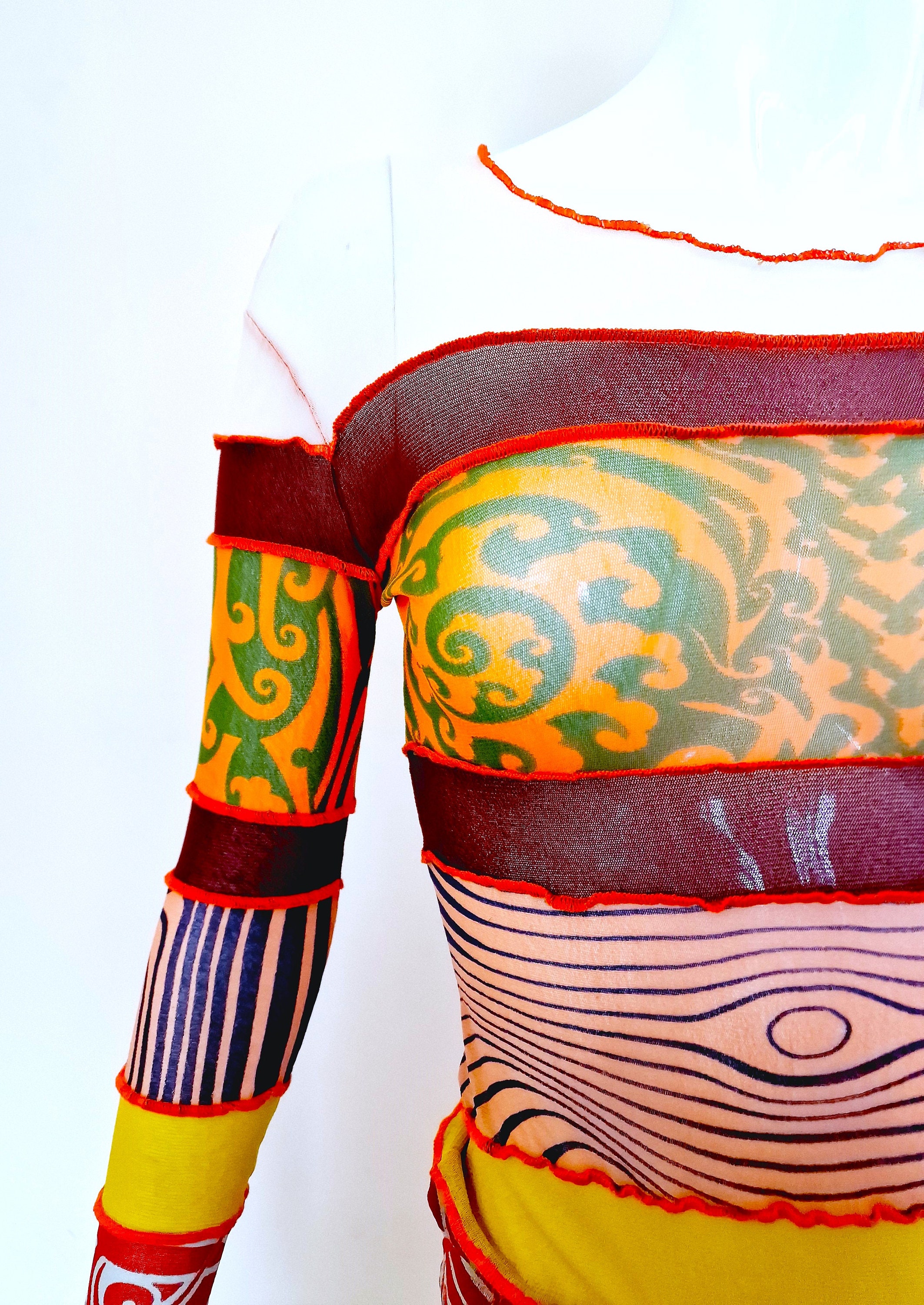 Jean Paul Gaultier 1996 S/S Runway Cyberbaba Striped Tattoo Jean Paul Gaultier 1996 S/S Runway Cyberbaba Striped Tattoo