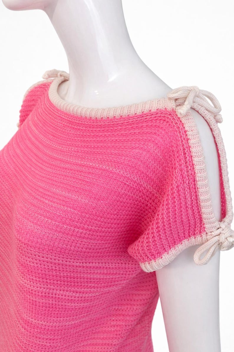 Courrèges Paris Vintage Rosa Stickad Topp - Y2K Neon Virkad Tröja Öppen Bara Axlar Knytpullover Transparent - Storlek Medium bild 4
