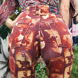 Jean Paul Gaultier Gesicht Adonis Griechisches Portrait Vintage Punk Anarchie Kampf gegen Rassismus Print Hose Hose Pantalon