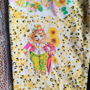 Vintage Versace Jeans Couture Velvet Dot Dots Floral Flower Cat Tiger Leopard High Velour Rise Waist Cat Pantalones Jeans
