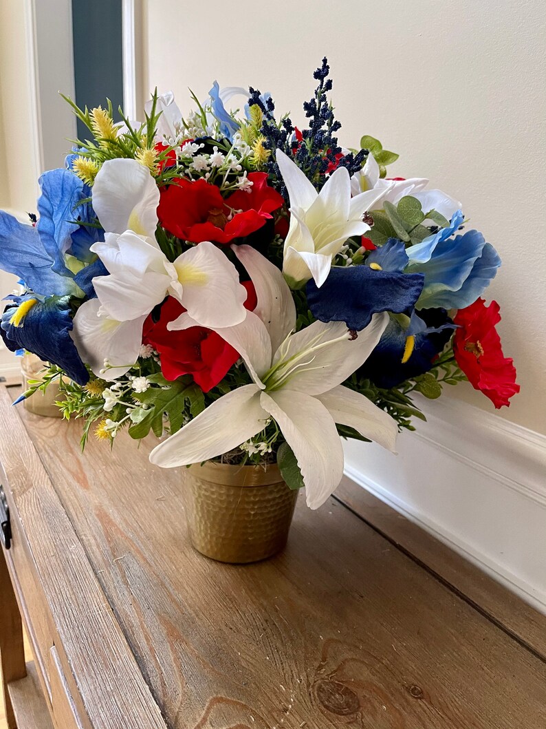 Red White and Blue Floral Arrangement Centerpiece for Dining Etsy
