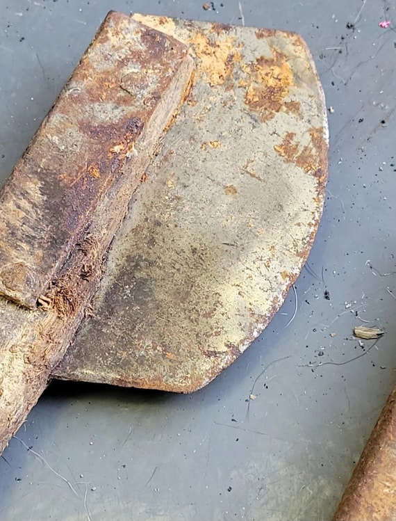 2)pair Primitive Sugar Cane, Corn, Tobacco Antique Cutter