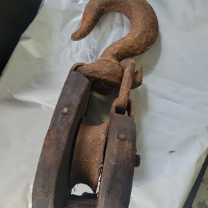 Antique Snatch Block Pulley with Swing Away Hook (rare)  12"