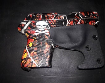 Funda de Kydex de bolsillo con protector de gatillo Ruger EC9s en color rojo sangre y 11 colores más