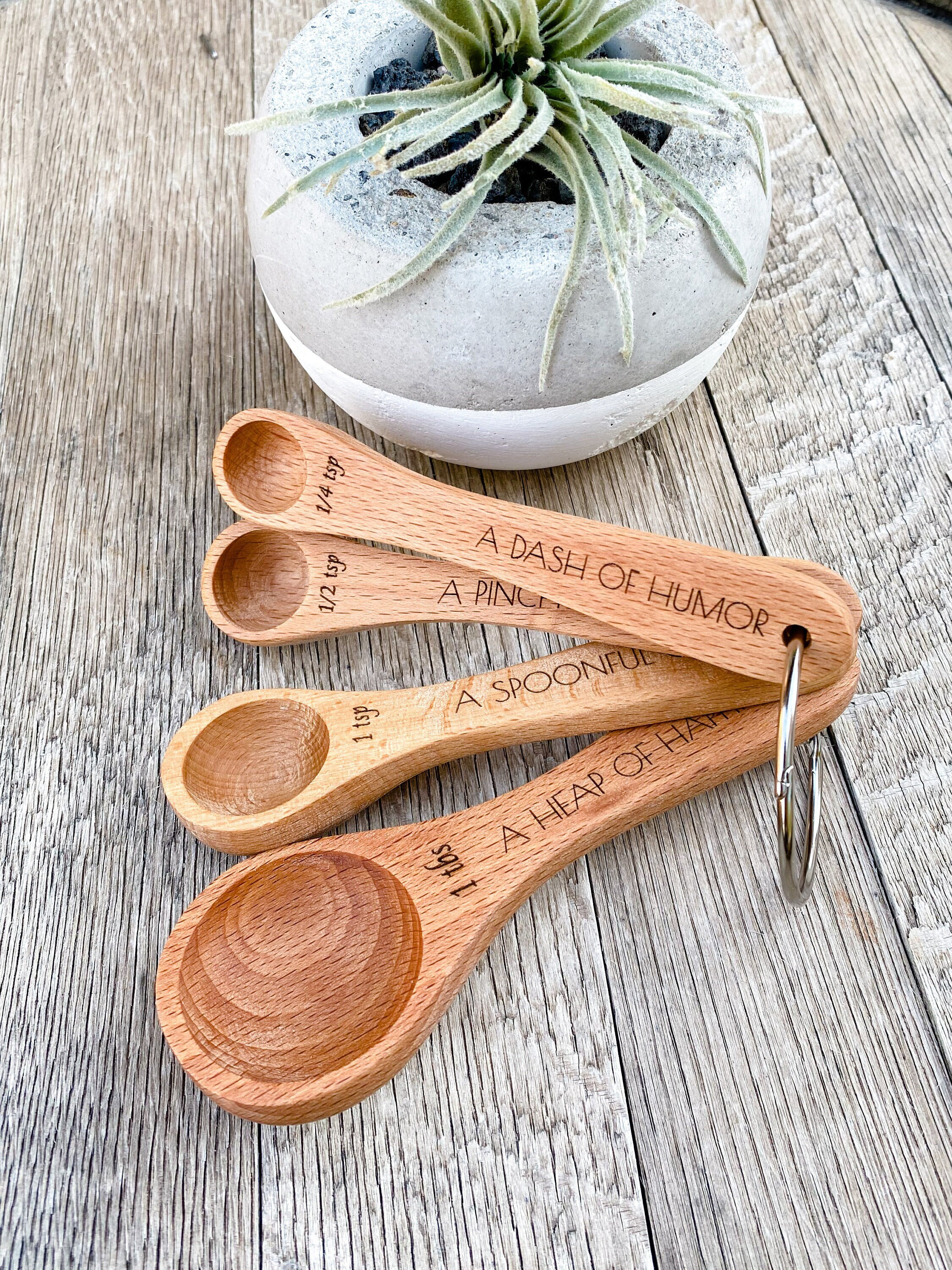 Wood and Steel Measuring Spoons Set - Matte Silver Finish with wooden –  Gibb & Daan