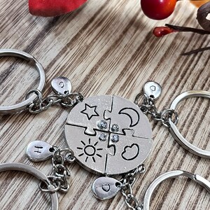 Set of 4, Puzzle Keychain, Puzzle Necklace, Four, Sisters, Siblings, Family Keychain, BFF, BFF, Best Friends, Best of Friends, Keyring, Gift image 3