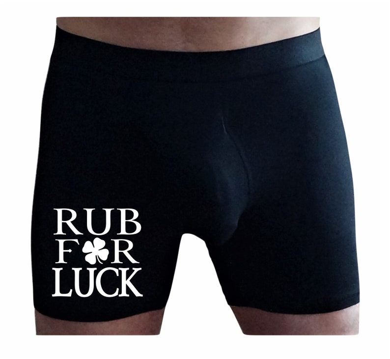 Grande nero cazzo biancheria intima