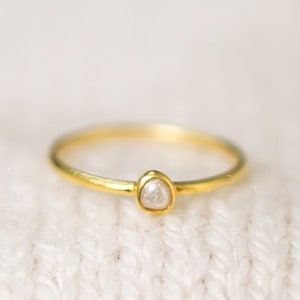 Petite Pearl Gemstone Ring Minimalist Freshwater Pearl Gold Ring Dainty April Birthstone Ring Gift Personalized Mothers Birthstone Ring gift