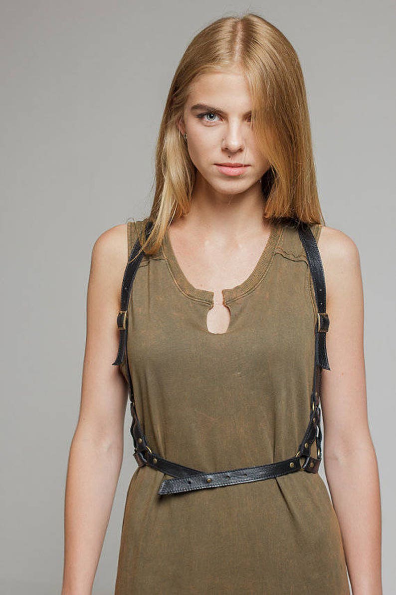 Diy Body Harness Orchid harness Body harness, Harness, Diy sewing