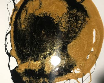 Abstract Skull / Gold and Black