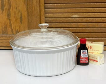Vintage Corningware French White Casserole Dish with Lid, F-1-B, 2.5L