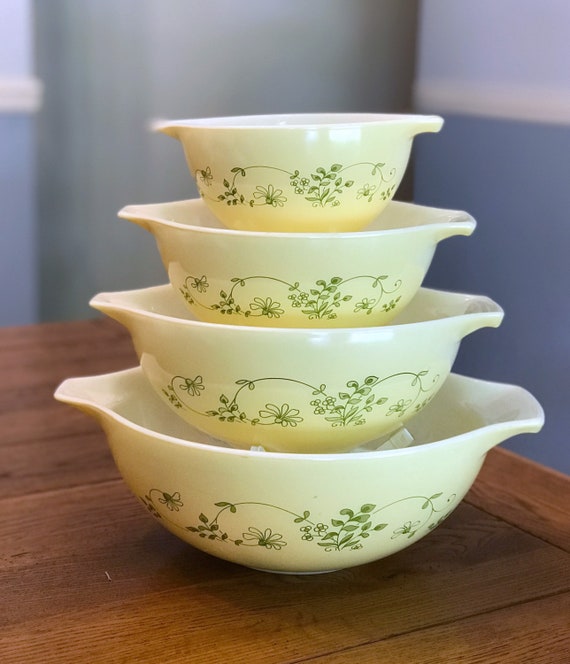 5 sets PYREX CINDERELLA & MIXING BOWL ST