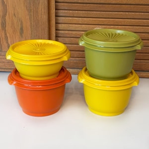 Vintage Tupperware Containers - Servalier Lids - Set of 4 -Sizes - Harvest Colors