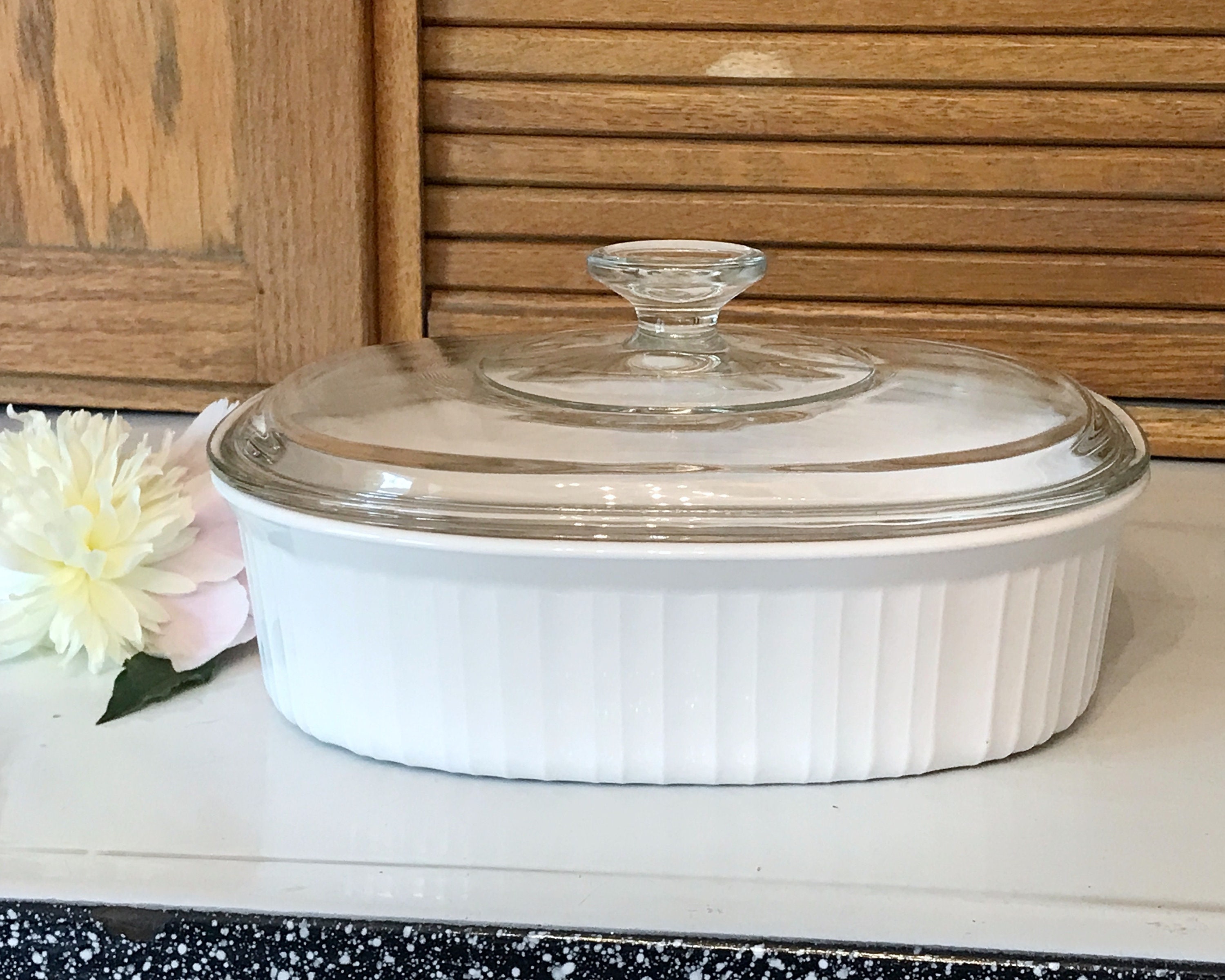 Corningware French White Oval Casserole F-12-B Liter 1/2
