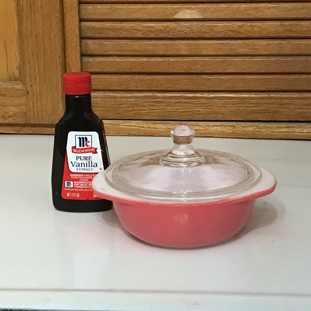 Pyrex Flamingo Pink Party Pan 080 Mini Casserole - Etsy