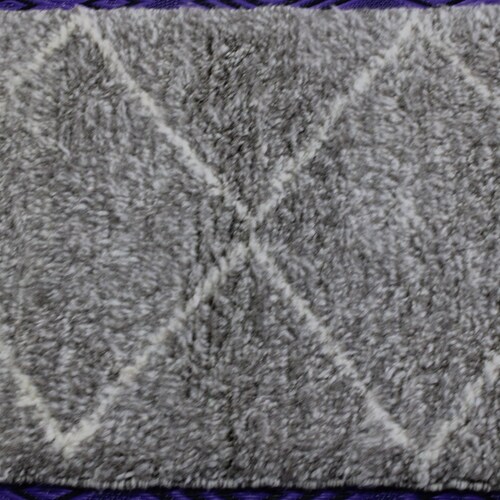 Small Moroccan Boucherouite Rug, moroccan boucherouite shops rug , azilal rug ,vintage boucherouite , berber boucherouite