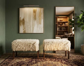 Luxury Beni Ourain Ottoman 100% Natural Wool - Handmade Moroccan Stool - Solid Walnut Legs - Nordic Minimalist Footrest - Set of 2 Available