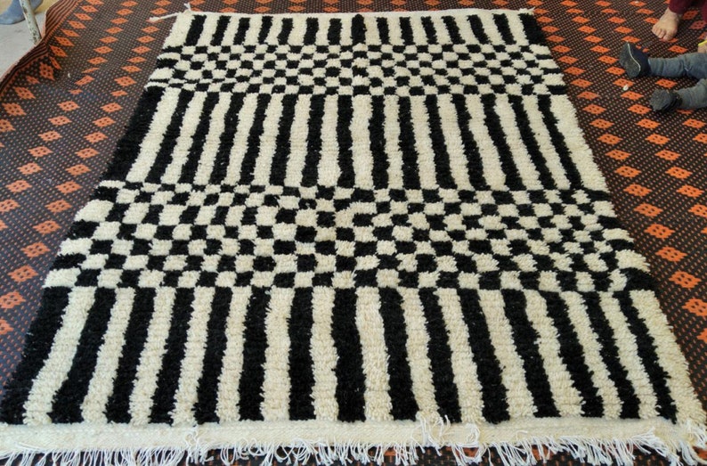 Vintage Moroccan Large Beni Ourain Rugs Carpet Berber checkerboard Creamy handmade Hand-Woven Area Rug image 2