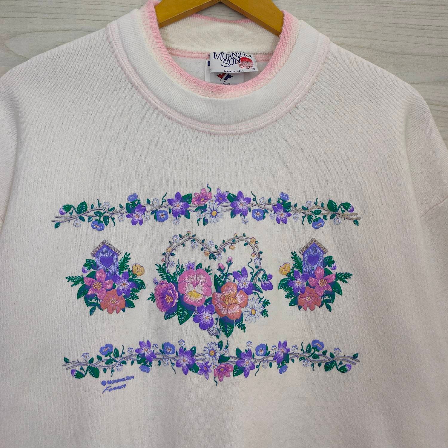 Vintage 90s pink floral sweatshirt