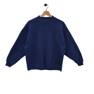 VTG des années 90 Chis blanc sweat grand vintage chic pull uni pull pull ras du cou Made in USA bleu marine taille L