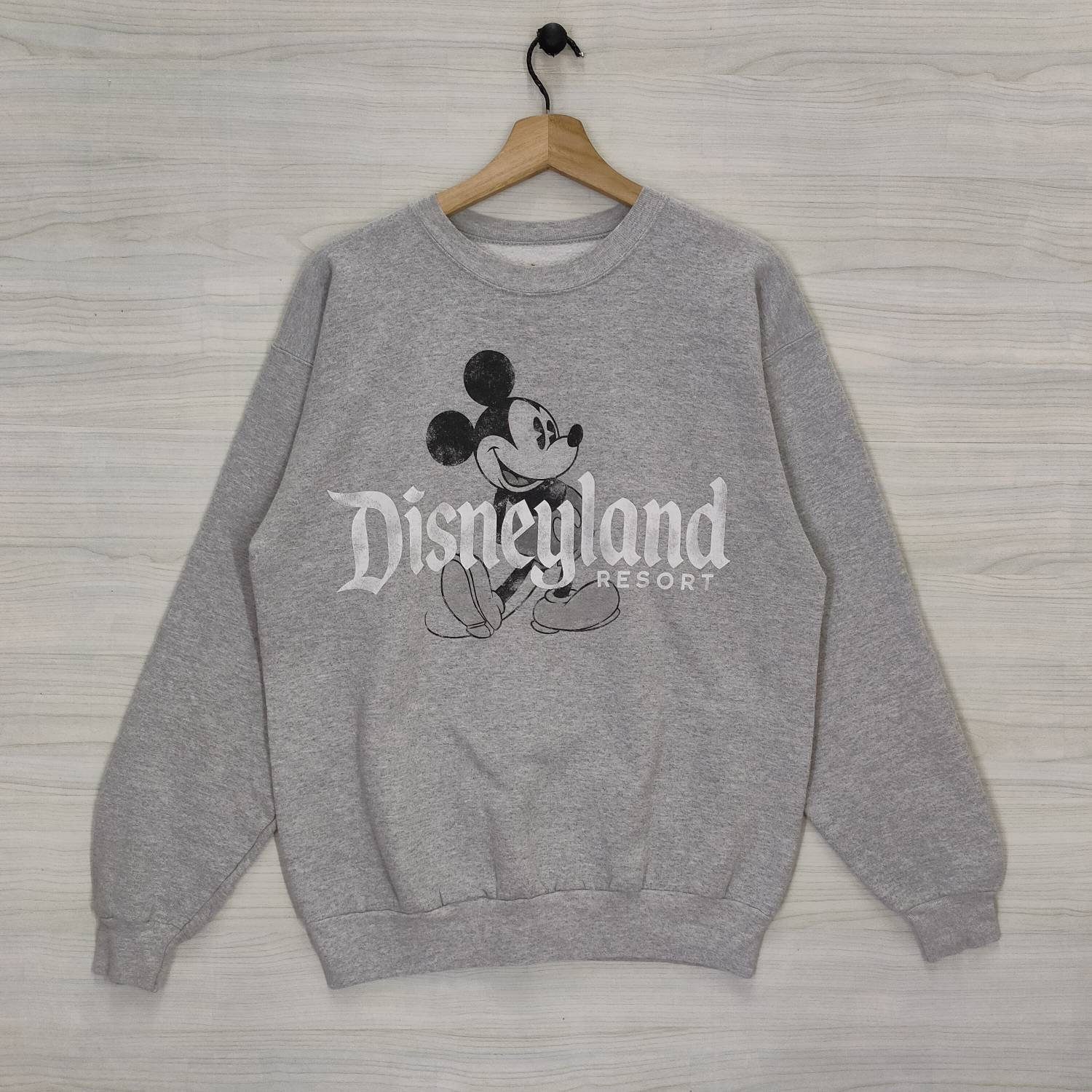disneyland grey crew neck sweatshirt