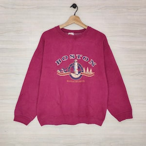 90s Boston Massachusetts USA Sweatshirt Large Vintage Fruit of the Loom Souvenir Sweater Jumper Crewneck Lighthouse Sailing Whale Red Size L