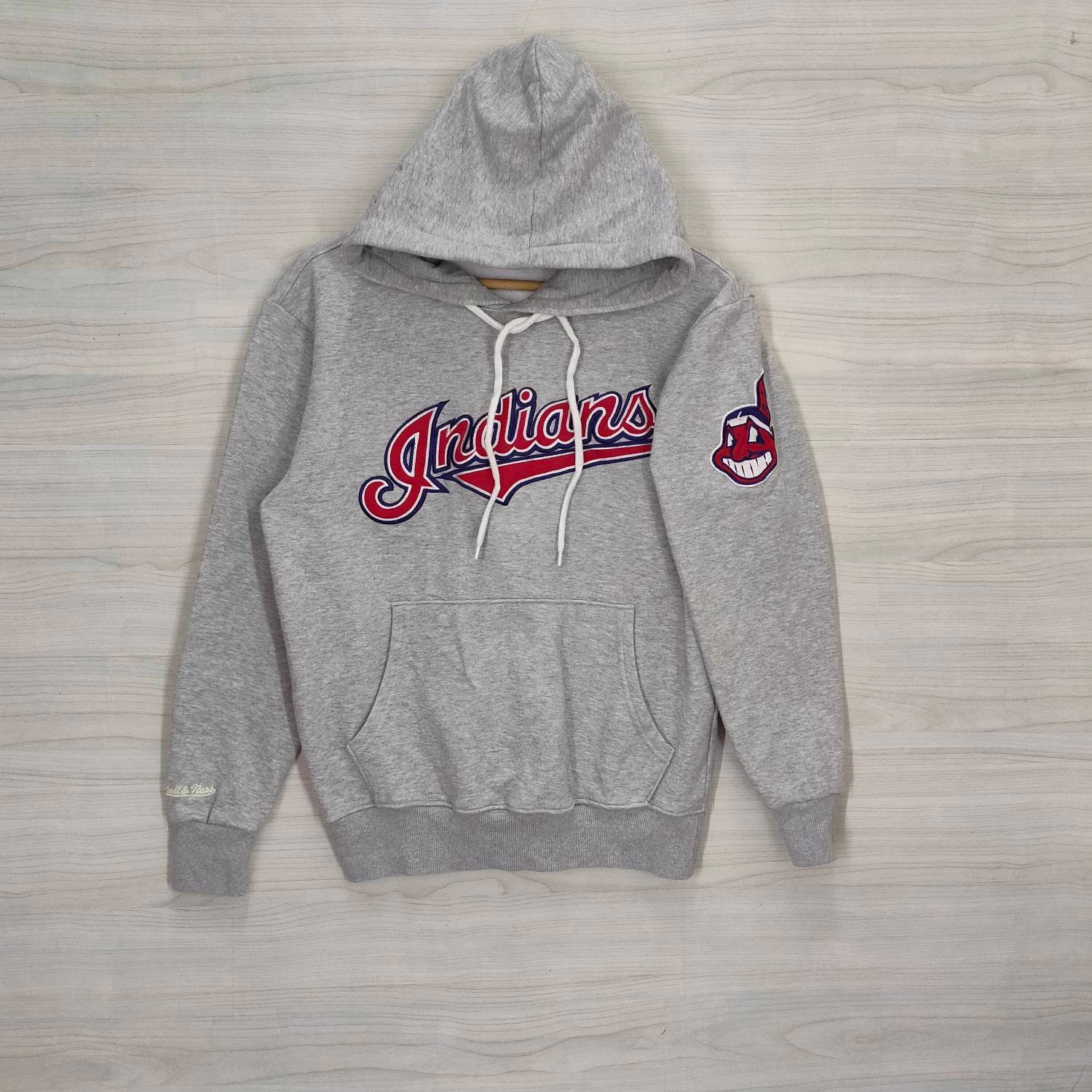 MLB indians hoodie Mens Fashion Tops  Sets Hoodies on Carousell