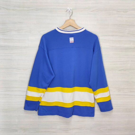 Old navy colorblock best sale sweater