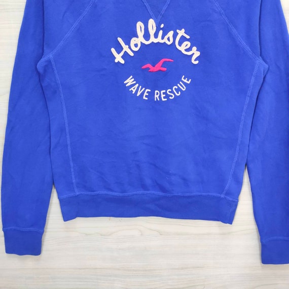 Hollister Wave Rescue Sweatshirt Medium Vintage Embroidery Hollister  Sweater Jumper Pullover Crewneck Blue Womens Size M 