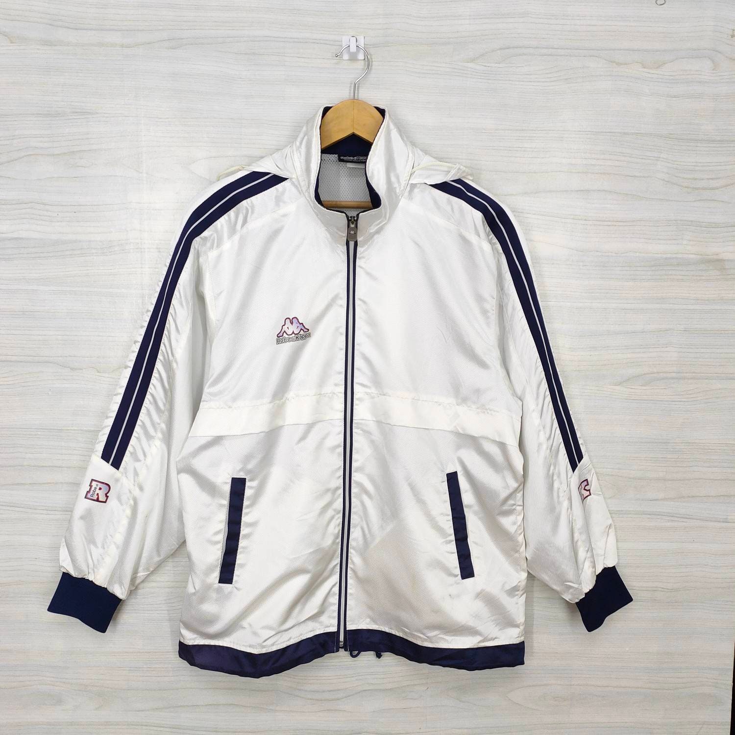 Di KAPPA Jacket Vintage 90s Kappa Windbreaker Jacket |