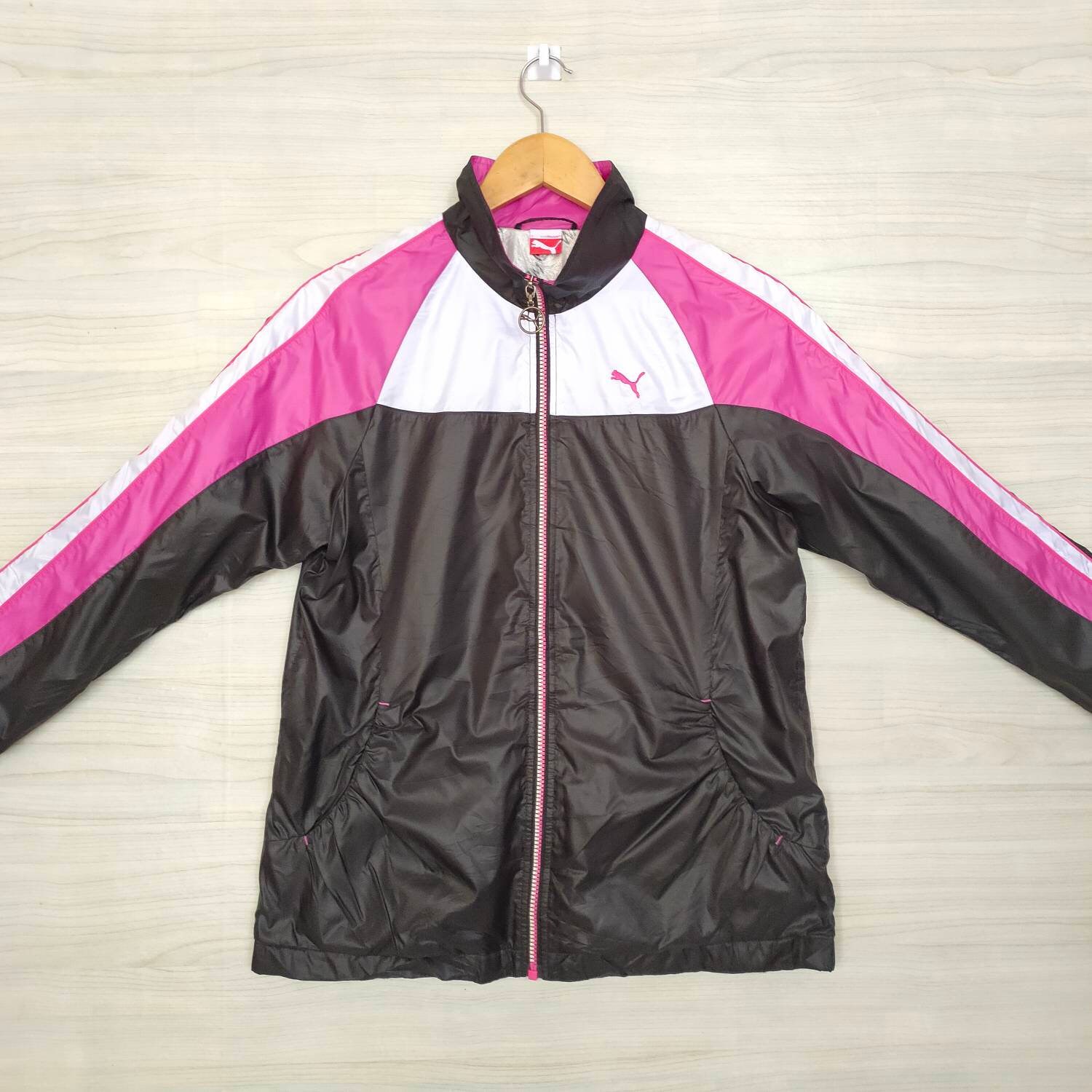 PUMA Jacket Vintage 1990s Puma Windbreaker Sportswear - Etsy