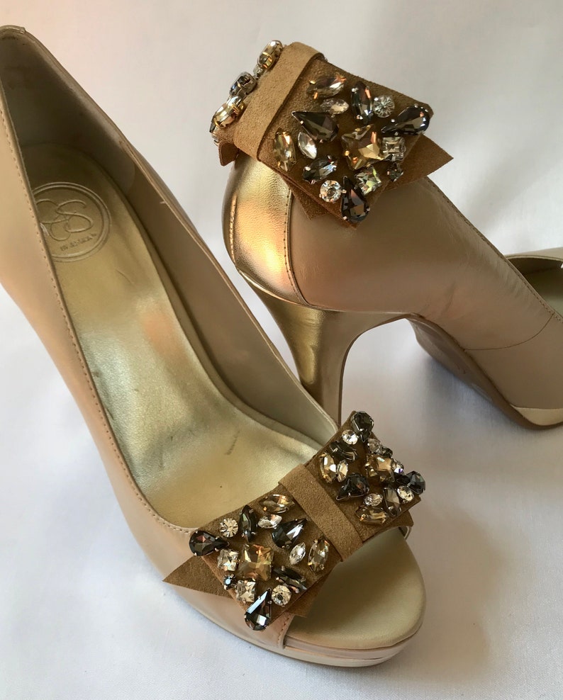Adorn Suede Shoe Clips