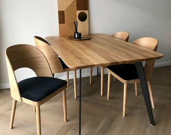 ST 2 Tisch aus Holz und Stahl