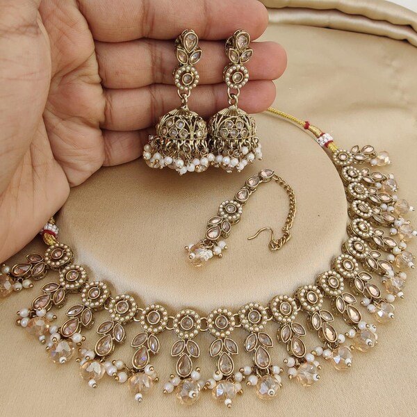 NS519 - Kundan Set