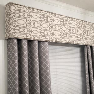 Volants voor ramen/volant/Houten kroonlijstplanken/raambekleding