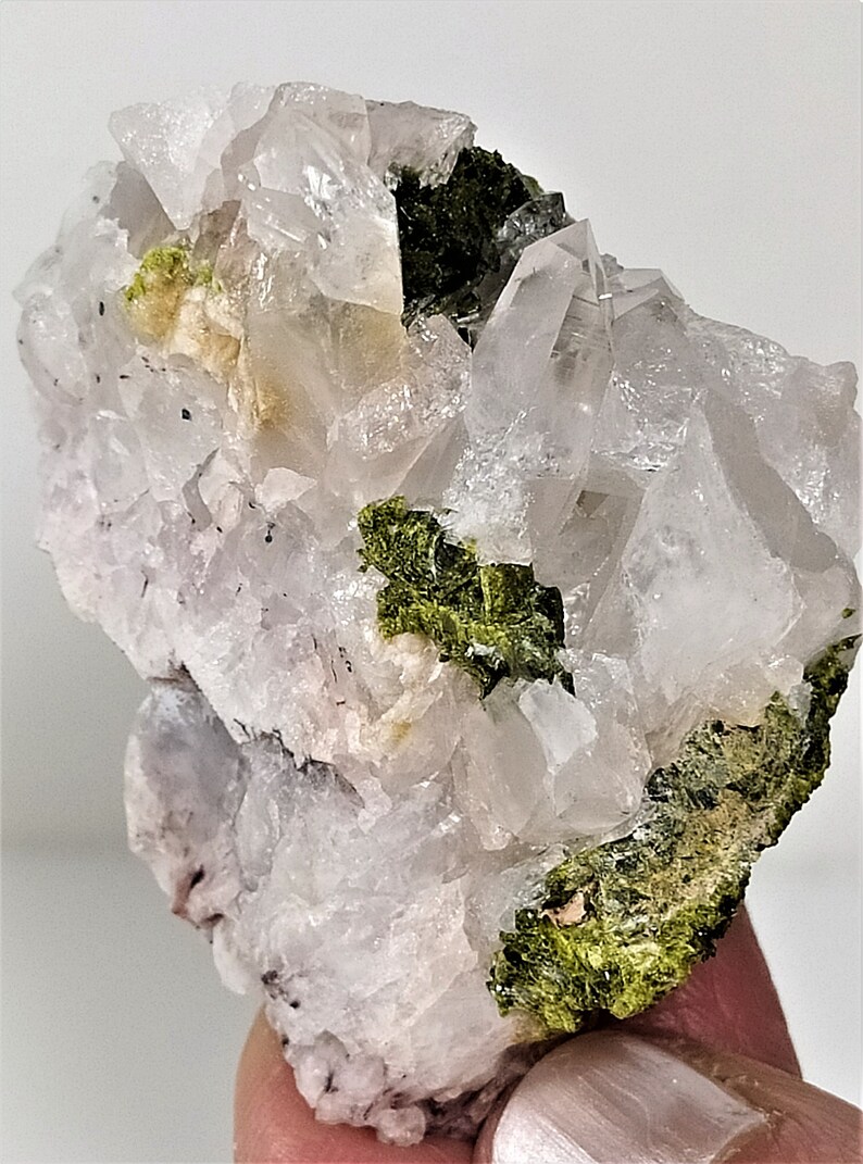 Quartz With Epidote Crystals From Ilinda, Catalonia, Spain - Etsy