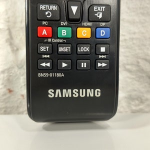 Samsung BN59-01180A TV Remote Control image 2