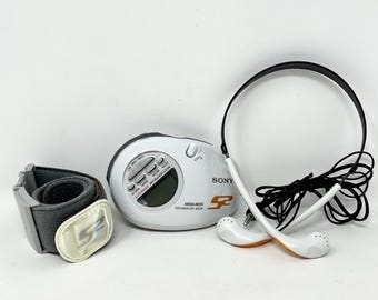 Sony S2 Sports Radio TV Weather Fm/Am Portable Radio SRF-M80V - Looks and Works Great!