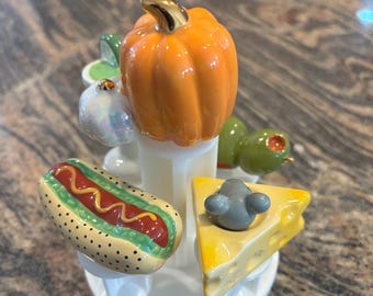 Nora Fleming Charm Piece Small Carousel Display Stand